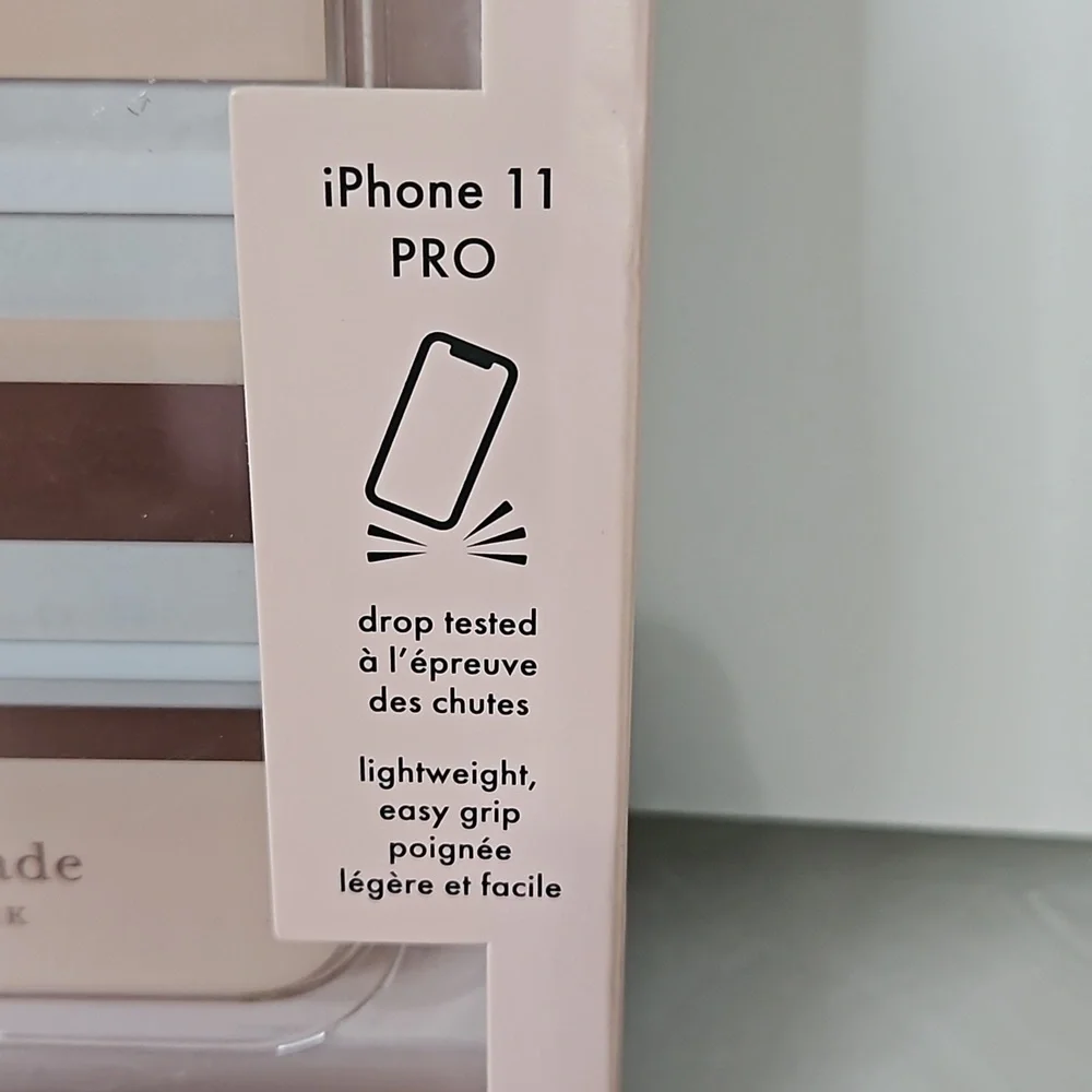 Kate Spade  New York  iPhone 11 PRO Case